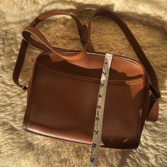 Vintage Coach leather zip crossbody - Picture 12 of 15